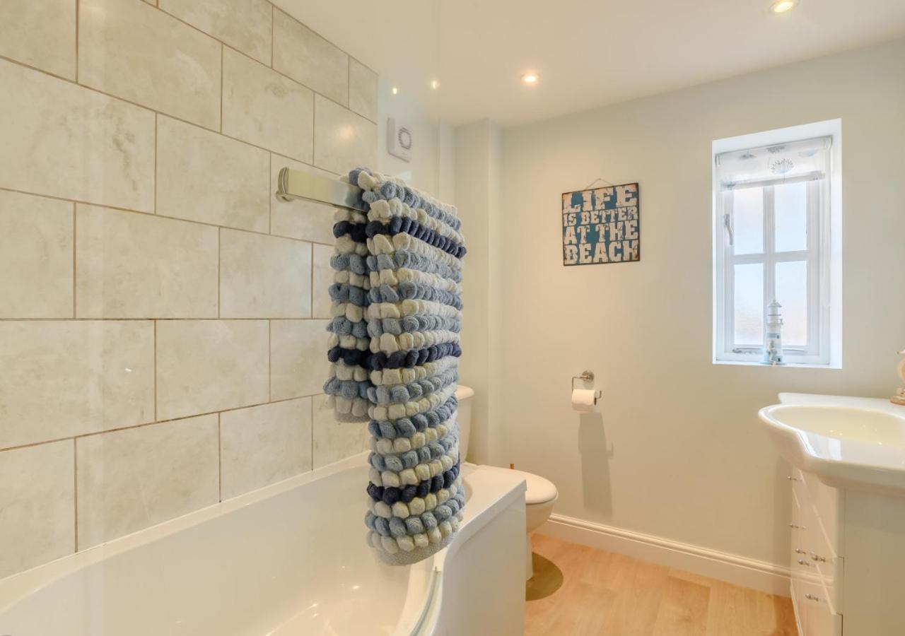 Swallowtail Cottage Winterton-on-Sea Exterior photo