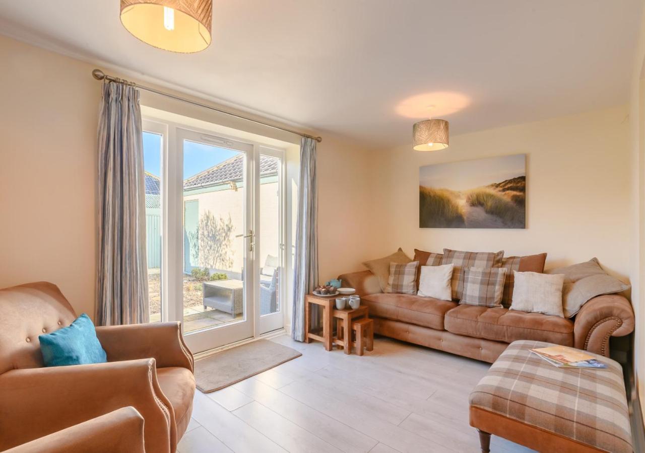 Swallowtail Cottage Winterton-on-Sea Exterior photo