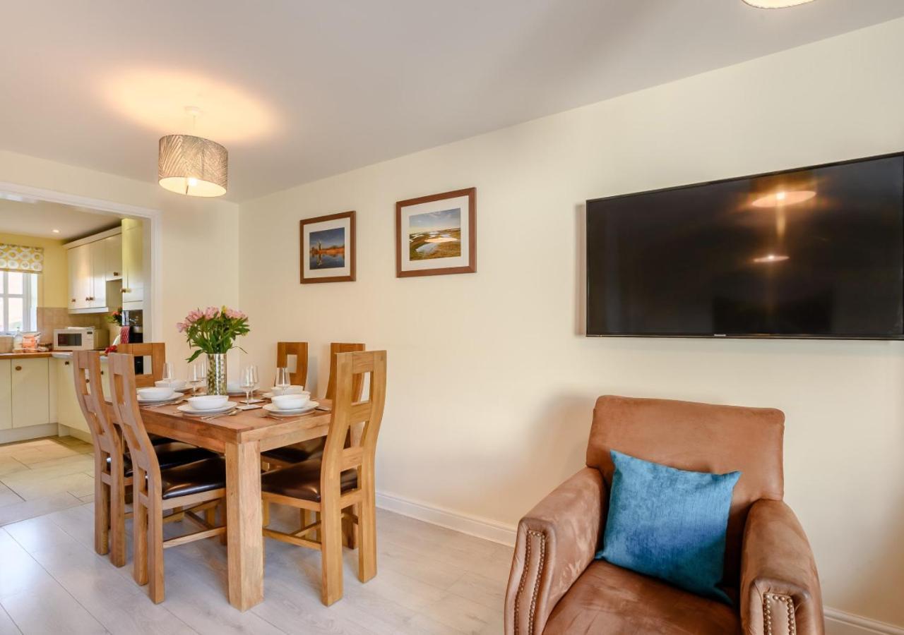 Swallowtail Cottage Winterton-on-Sea Exterior photo