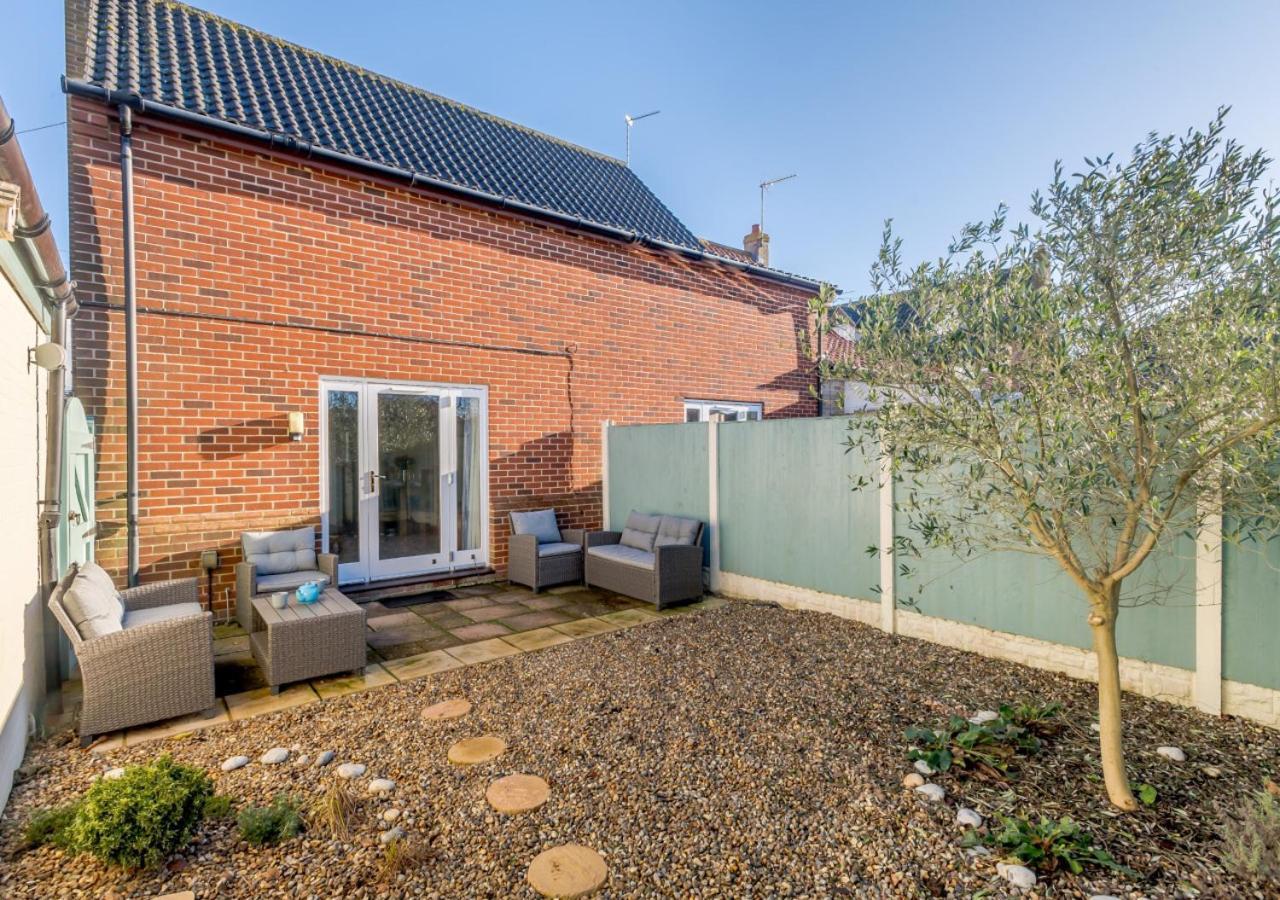 Swallowtail Cottage Winterton-on-Sea Exterior photo